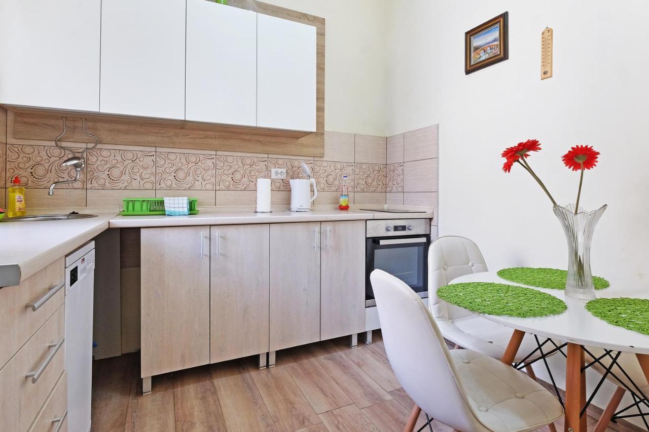 בלגרד Apartment Paradise Sunny Home מראה חיצוני תמונה